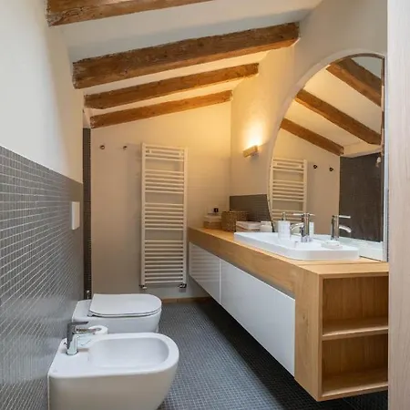 Apartment La Finestra Charme&relax Bergamo