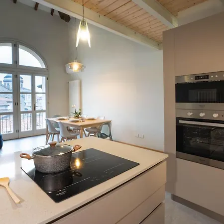 Apartment La Finestra Charme&relax Bergamo